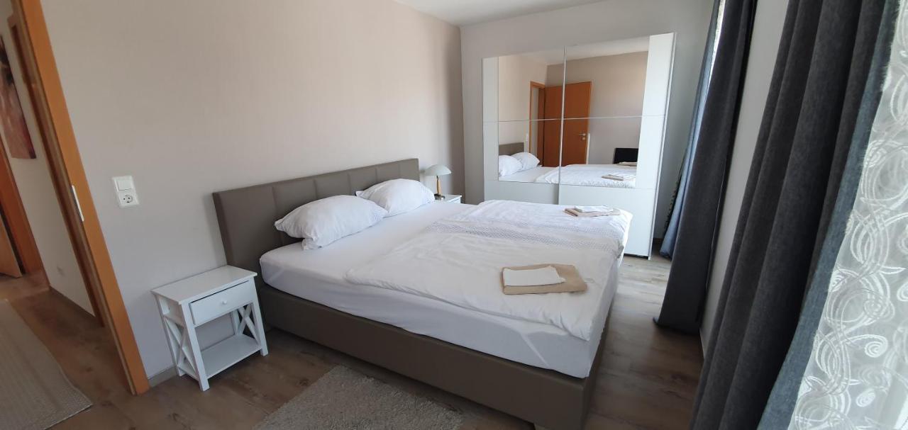Outletcity Ferienwohnung 2 Metzingen  Bagian luar foto