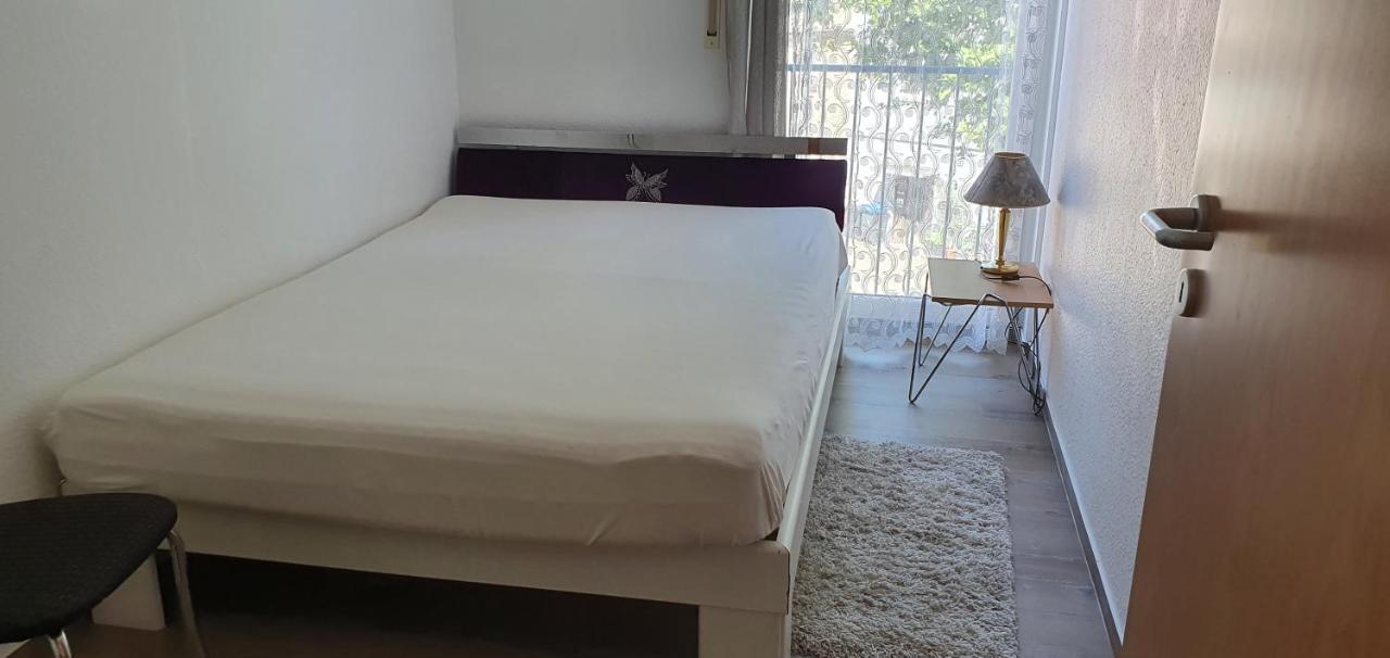 Outletcity Ferienwohnung 2 Metzingen  Bagian luar foto